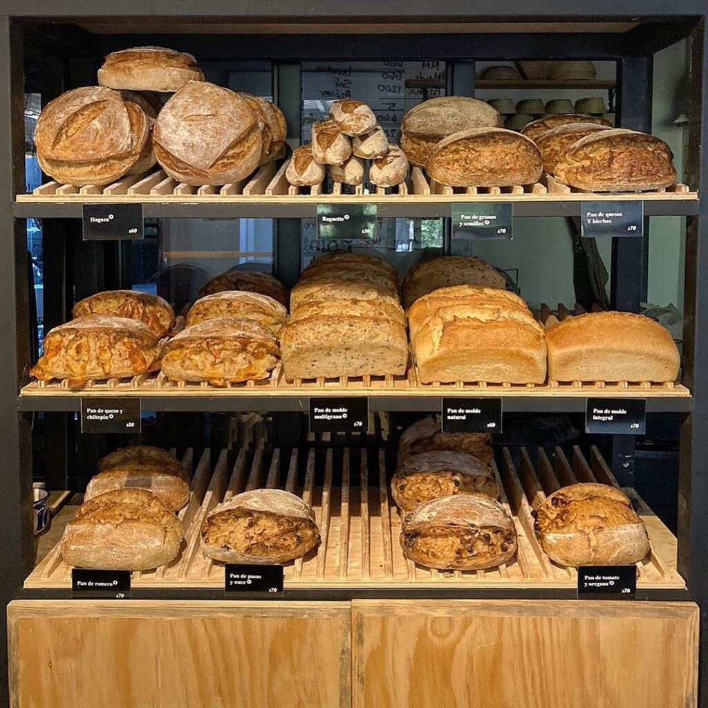 Variedad de pan en Maleducados