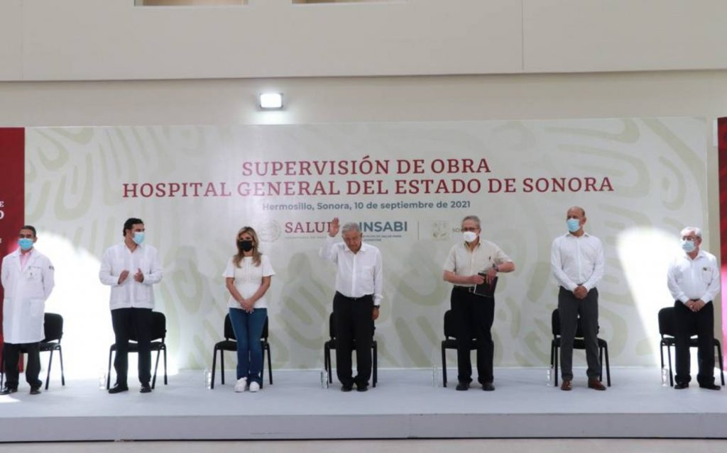 AMLO visita Hospital de especialidades en Hermosillo