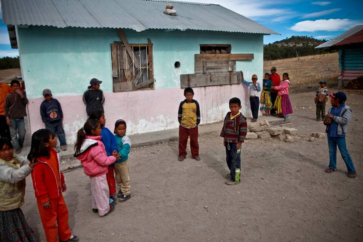 niños tarahumaras en comunidad