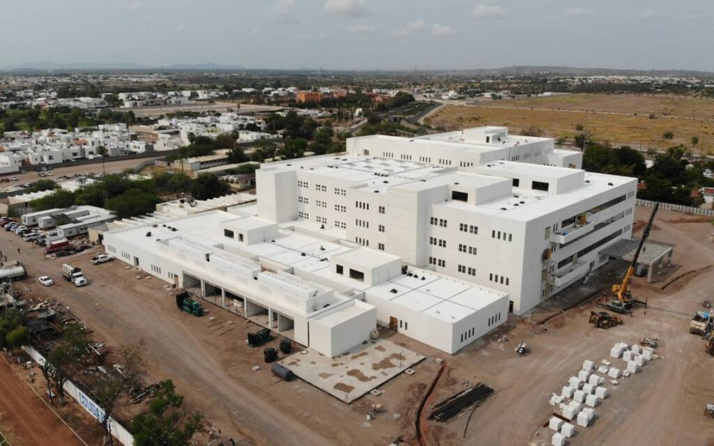 Nuevo Hospital de Especialidades en Hermosillo en construccion por parte del gobierno del estado y federal