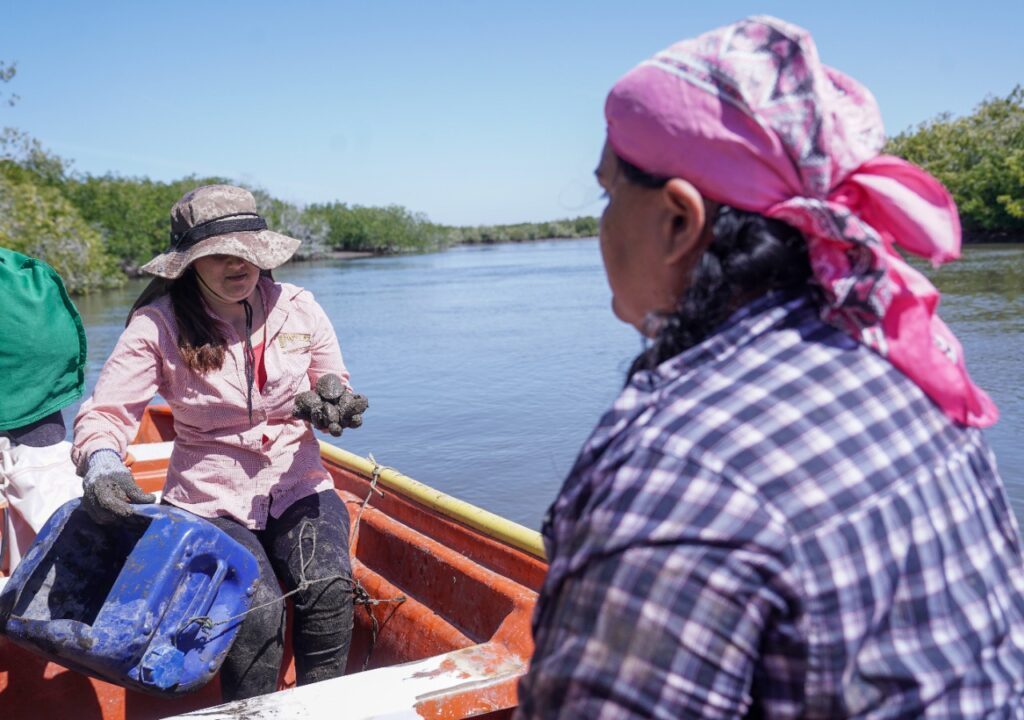 12 reportaje norma sanchez mujeres pescadoras sinaloa