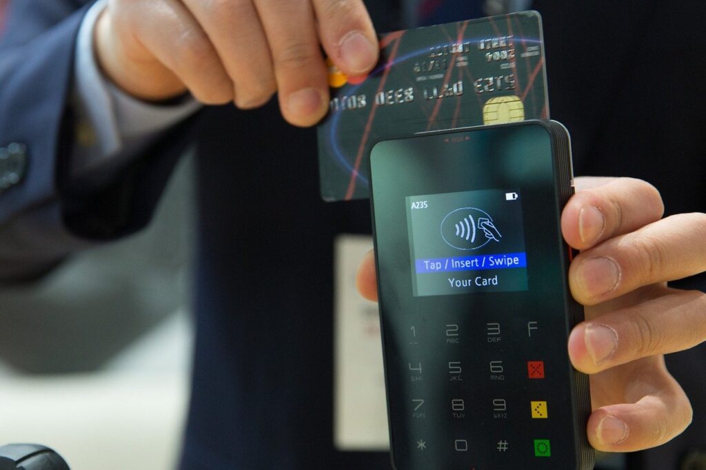 Las empresas fintech ofrecen soluciones de seguridad para los pagos electronicos o con tarjeta
