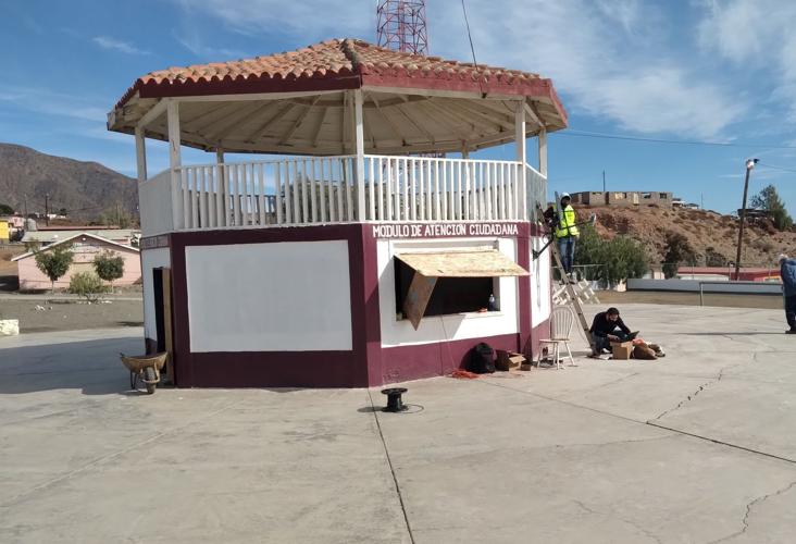 La instalación de las señales de internet en los pueblos de Ensenada, Baja California, se realizaron en locaciones como centros de salud, escuelas, oficinas y módulos tanto como gubernamentales como comunitarios. Foto: Portal IV Press Online.