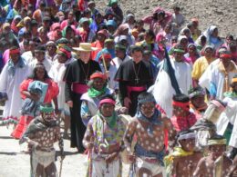 Día de Muertos en la Sierra Tarahumara: Una fiesta que empieza en el funeral