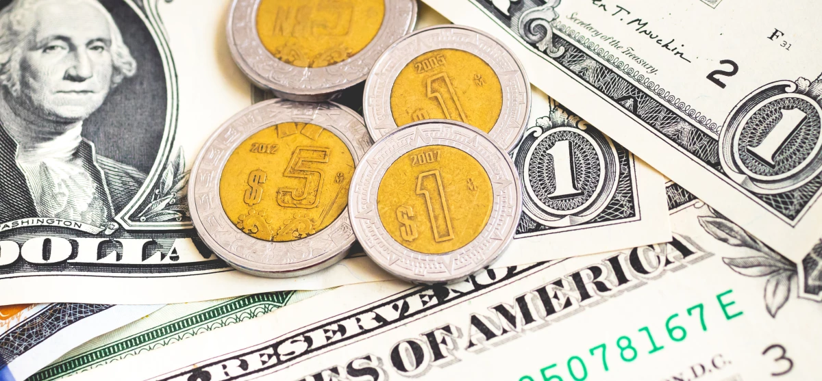 Por qué el peso se está fortaleciendo ante el dólar