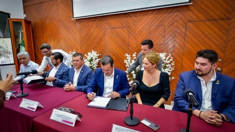 Anuncian alianza comercial entre Chihuahua y Mazatlán para aumentar crecimiento