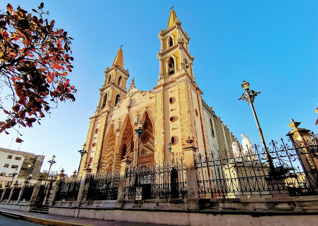 La Catedral de Mazatlán arquitectura gótica y neoclásica