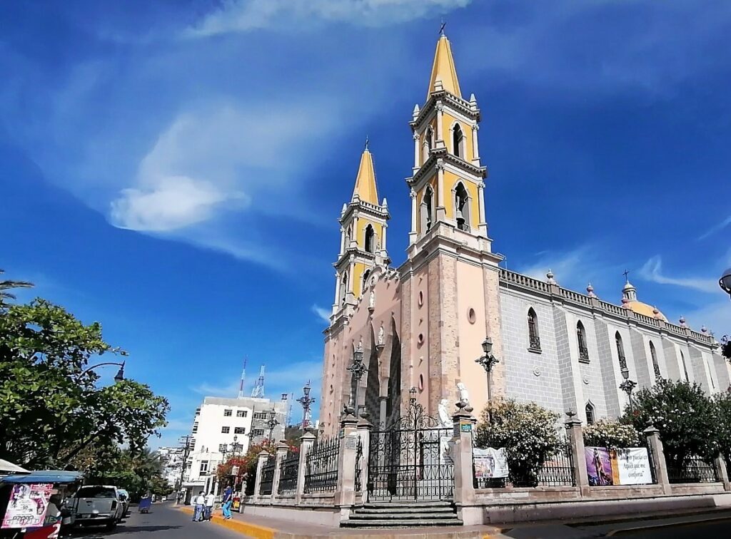 La Catedral de Mazatlán arquitectura gótica y neoclásica