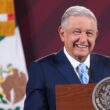 PResidente de México Andrés Manuel López Obrador sonriendo. AMLO en conferencia matutina