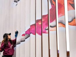 Alejandra Phelts homenajea a mujeres fronterizas en Tijuana con mural