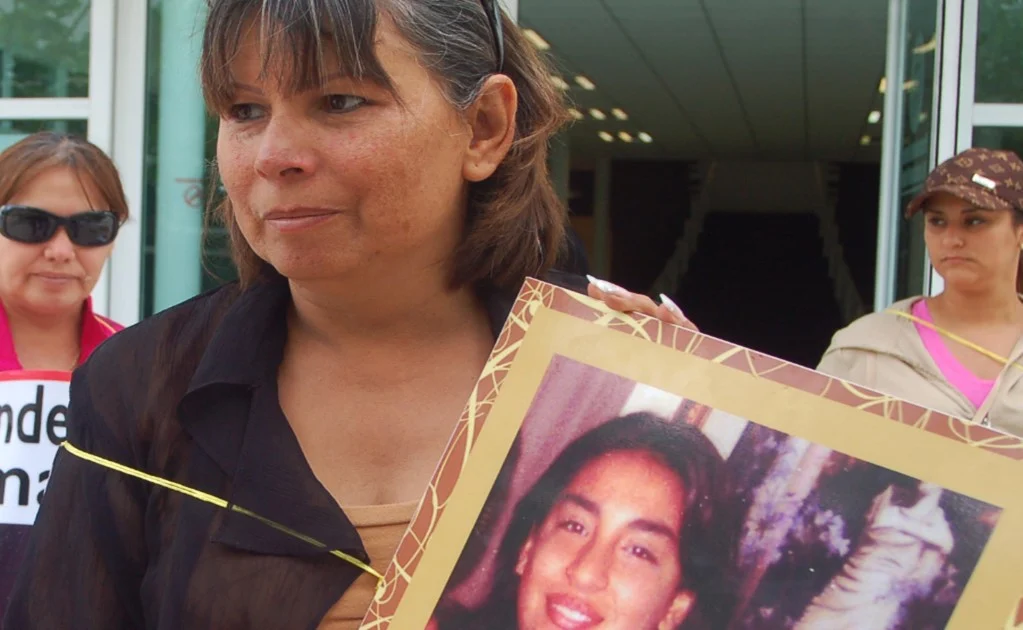 Entre 2008 y 2010, Marisela se enfrentó al feminicida de su hija así como a la falta de atención de las autoridades. Arriesgó su vida para obtener justicia por el feminicidio de su hija, aunque nunca la obtuvo.