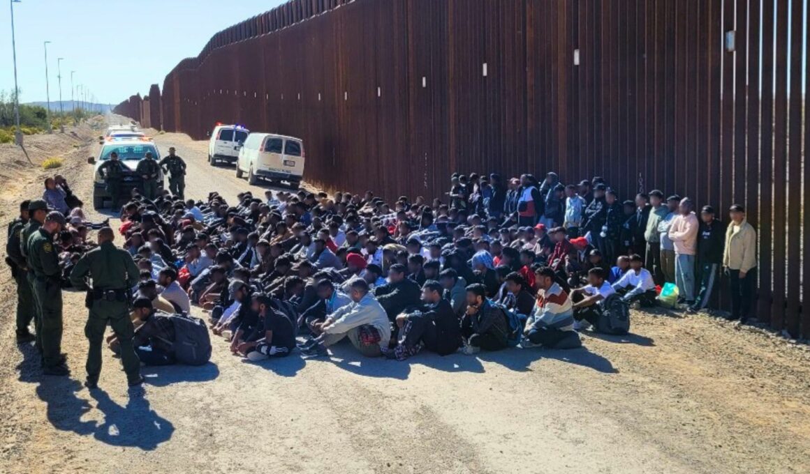 500 migrantes fueron restacatos entre Sonora y Arizona