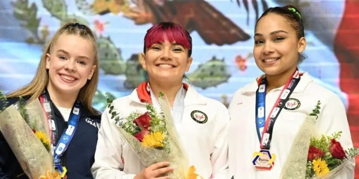 Alexa Moreno y Natalia Escalera en el podium del Campeonato Panamericano de Gimnasia Artística.