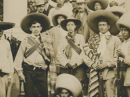 Los corridos revolucionarios dieron pie a la creación de los corridos bélicos.