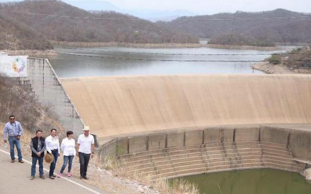 El nivel de agua en las presas de Sinaloa es muy bajo.