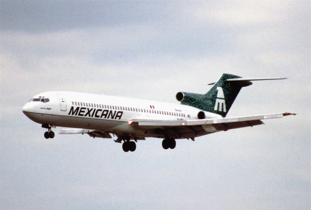 5 mexicana aviacion