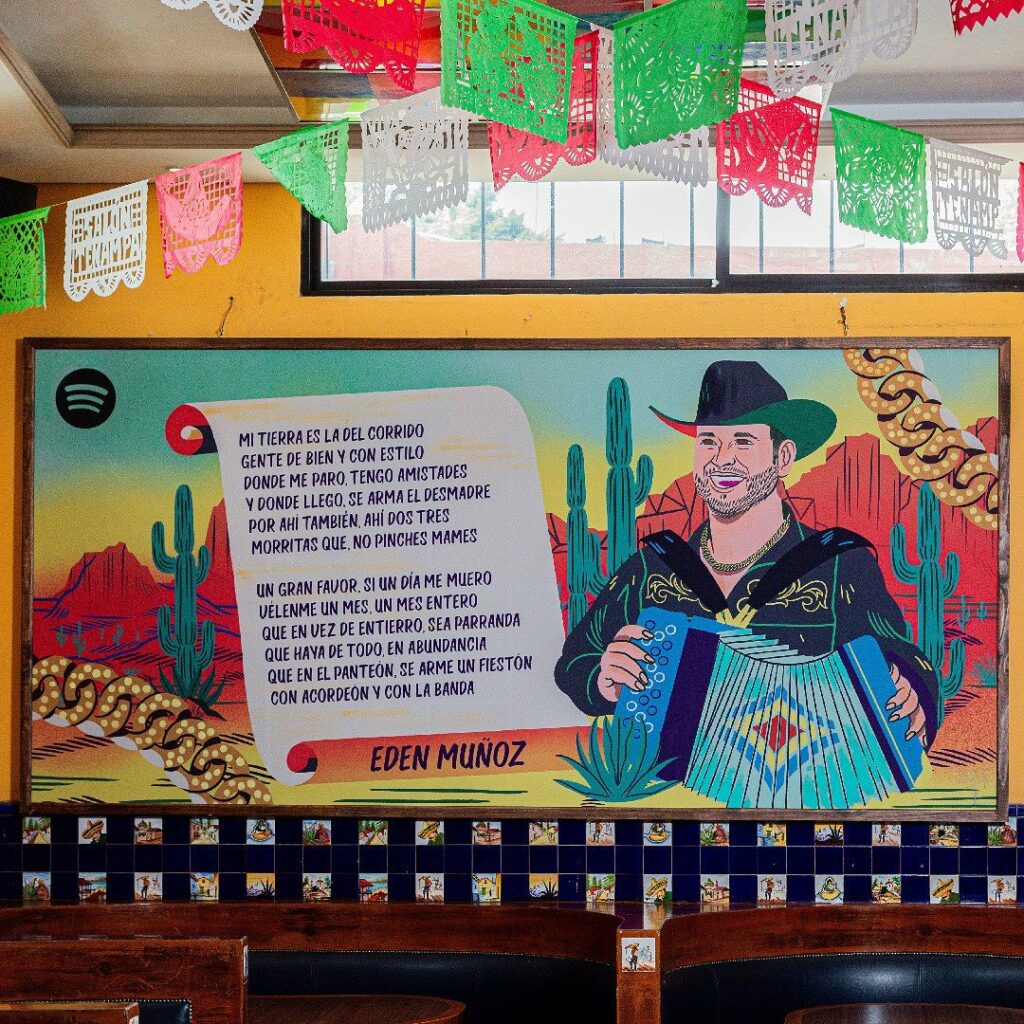 Mural de Edén Muñoz que forma parte del proyecto La Tierra del Corrido.