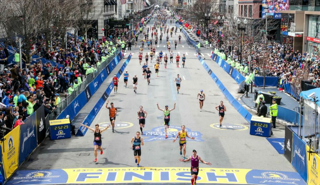 maraton y triatlon 9 mil participanes mazatlan sinaloa 2