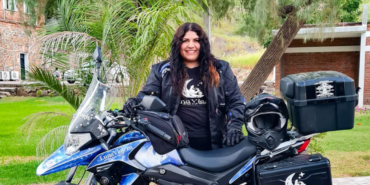 Luna viajera, la aventurera sinaloense que recorrió México en moto