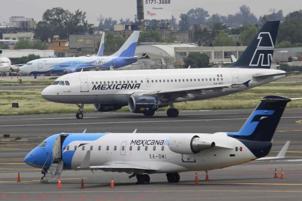 mexicana de aviacion vuelo aterriza en mazatlan sinaloa 2