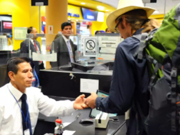 Aeropuertos de Mazatlán y Los Cabos entre los que reciben mayor número de extranjeros