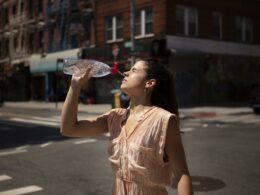 Baja California refuerza puntos de hidratacion ante ola de calor